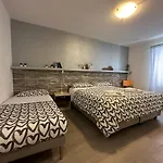 בית נופש Santa Lucia *