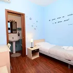 Santa Lucia * קלטניסטה